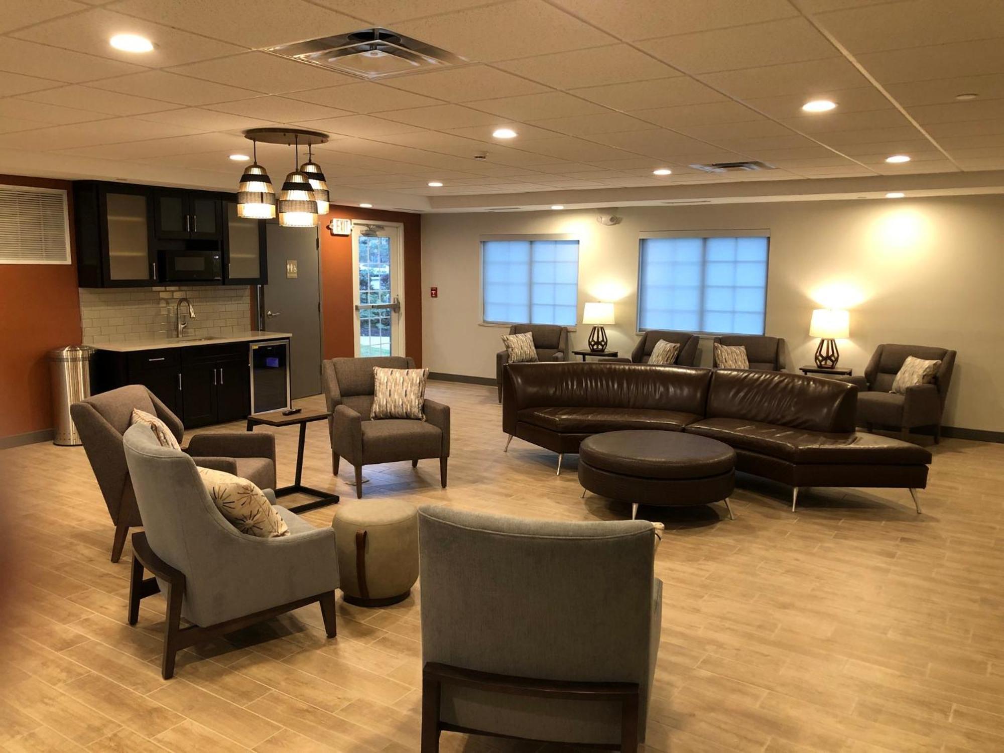 Candlewood Suites Fort Wayne - Nw By Ihg Exterior foto